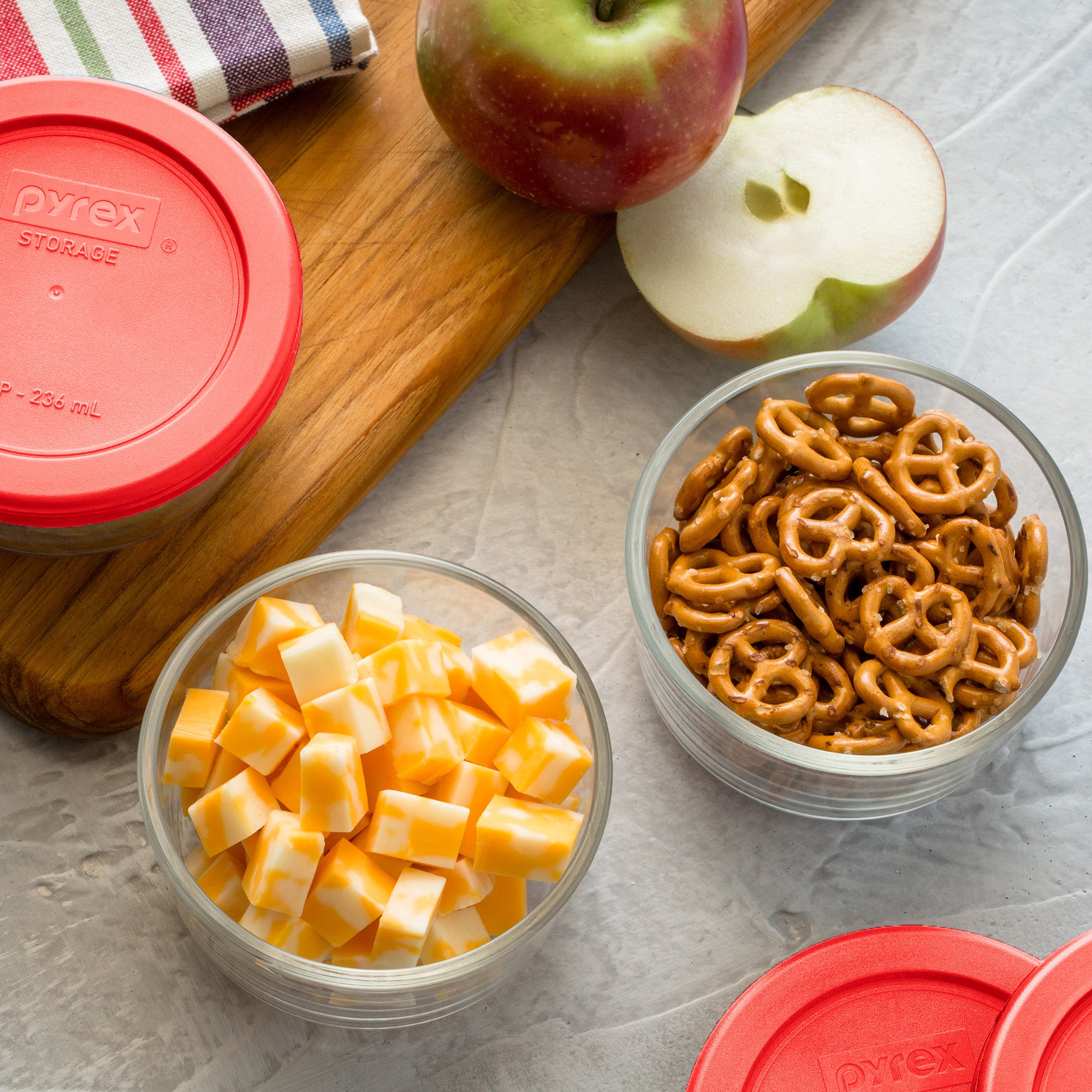 Pyrex? Simply Store? 6-piece Glass Food Storage Container Set with Red Lids - Image 2