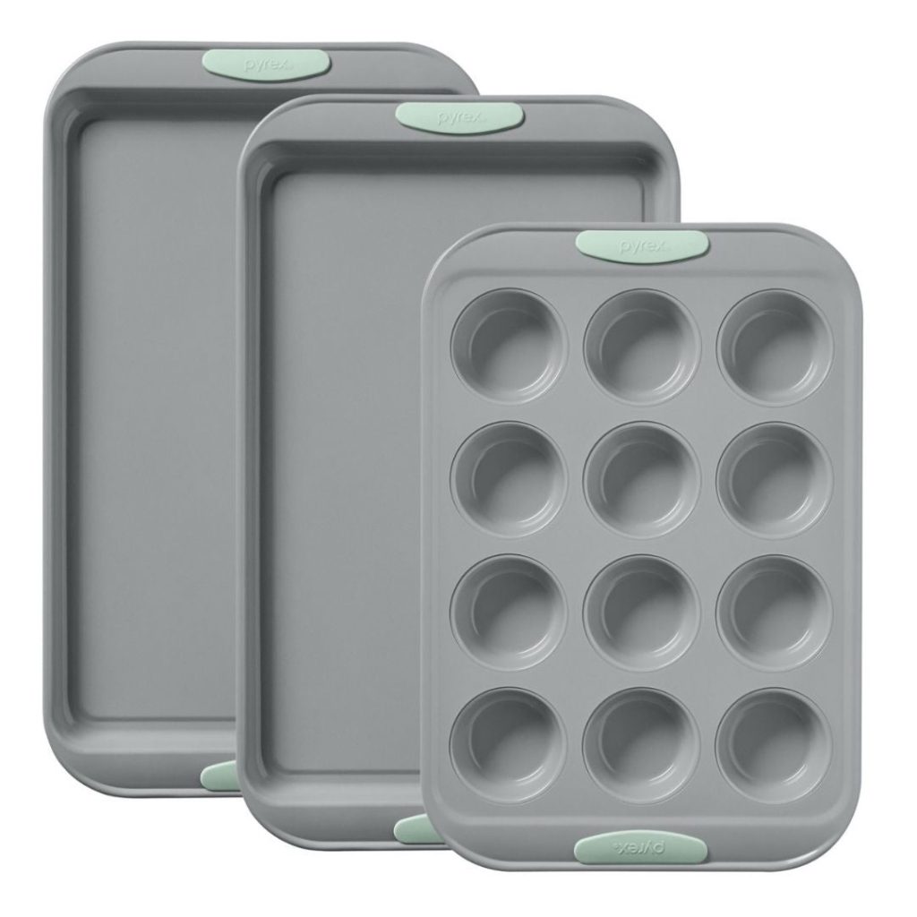 Pyrex? Metal Bakeware 3-Piece Set in Sage